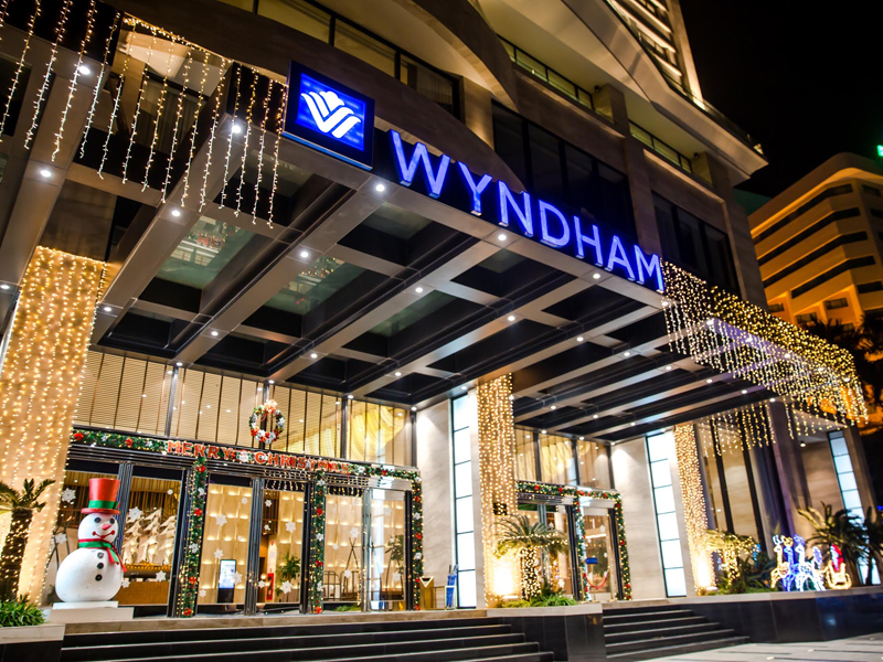 Wyndham Legend Ha Long Hotel